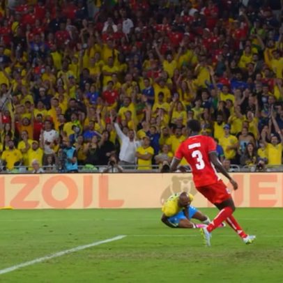 Igor Thiago converte pênalti pelo Brasil contra o Panamá