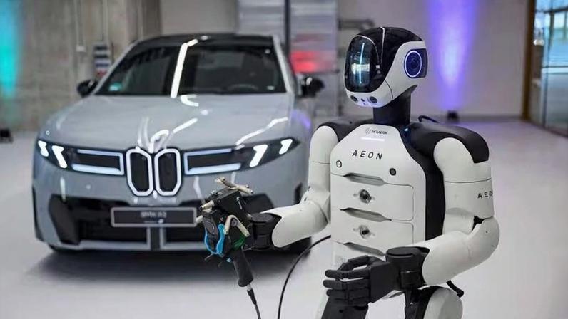 Robô trabalhando na fábrica da BMW
