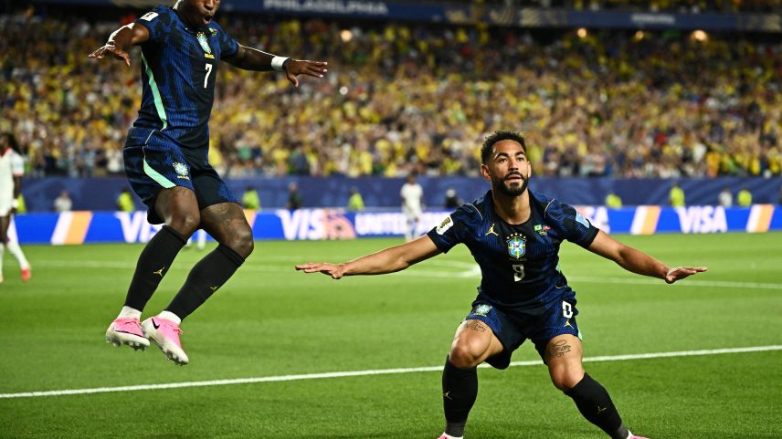 Matheus Cunha celebra gol do Brasil contra o Haiti na Copa do Mundo