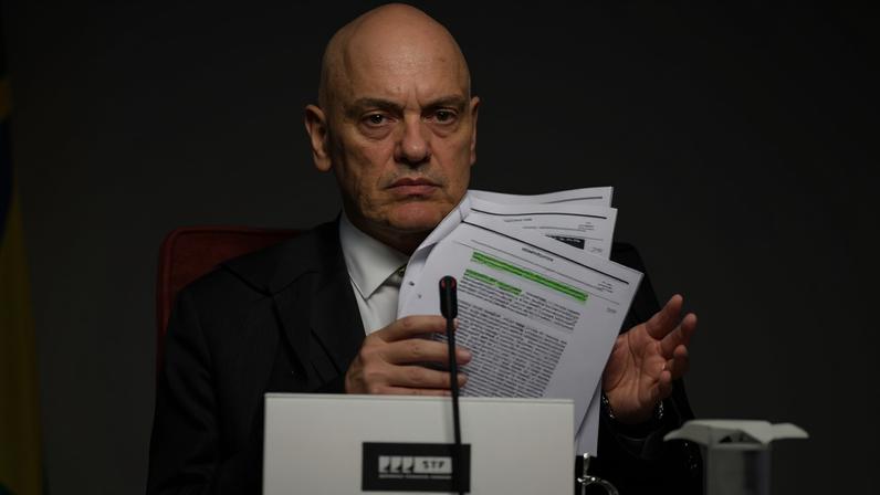 Decisão italiana de anular a extradição de Carla Zambelli ao Brasil citou Moraes