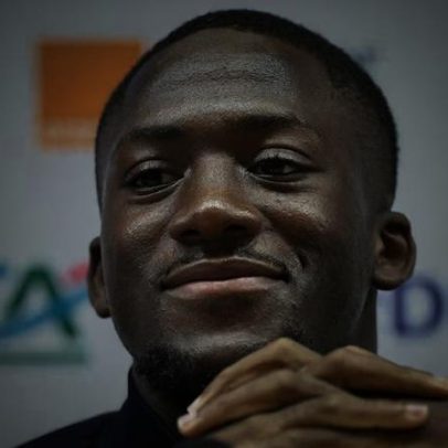 Real Madrid oficializa a contratação do zagueiro francês Konaté