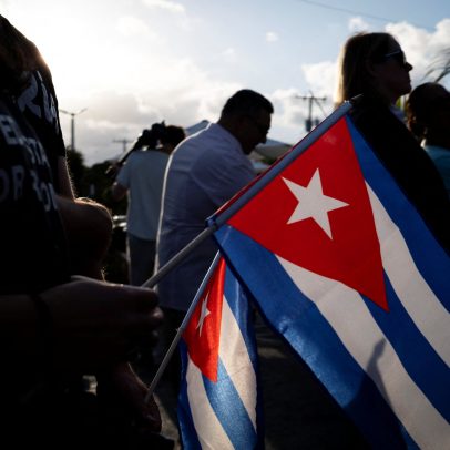 Cuba suspende transações com Visa e Mastercard por sanções dos EUA