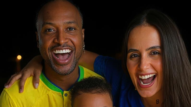 Thiaguinho mostra 9º mesversário do bebê com tema da Copa