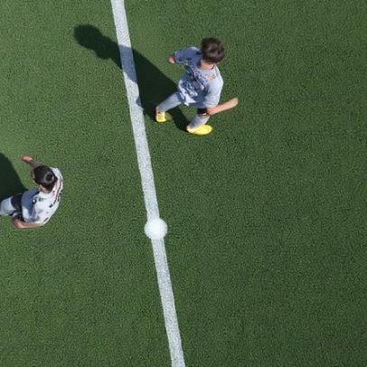 Kashima Antlers e Vissel Kobe empatam 0 a 0 no início do jogo