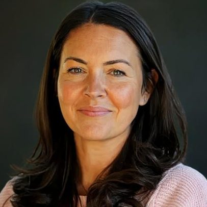 Lacey Turner é confirmada como primeira participante do Strictly