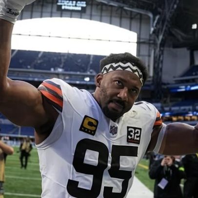 Myles Garrett deixa Browns e segue para os Rams em troca na NFL