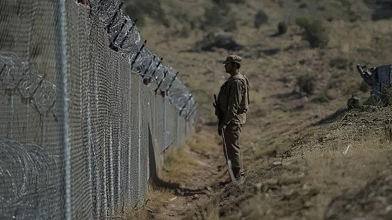 Paquistão realiza ataques letais na fronteira com o Afeganistão