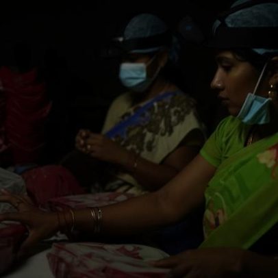 Trabalhadores indianos forçados a se filmar para IA, temem robôs