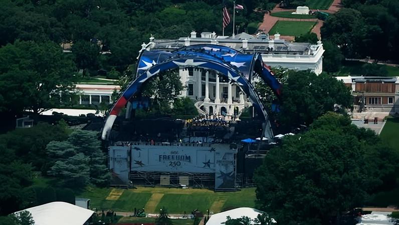 ‘Trump’s cage, his regime, has been lowered on the whole country to entrap it. Bombs away again, but then not for now.’ Photograph: Julia Demaree Nikhinson/AP