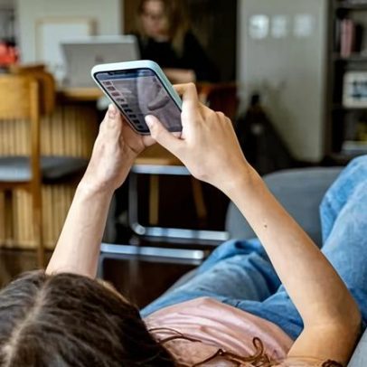 Regulamentação das big tech no Reino Unido avança na proteção infantil