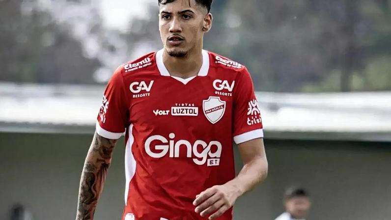 Flamengo está de olho em Gustavo Puskas, de 18 anos –