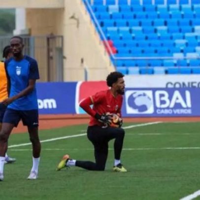 Goleiro de Cabo Verde homenageia ex-Botafogo e Seleção