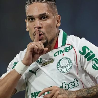 STJD acata recurso e pune Paulinho, do Palmeiras, por comemoração polêmica