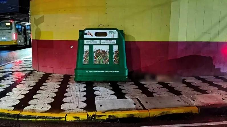 Homem em situação de rua é encontrado morto após noite de frio em Mogi das Cruzes.