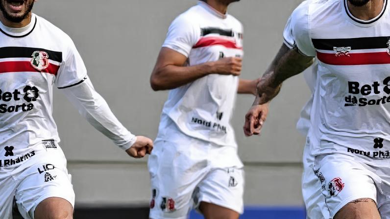 Santa Cruz vence o Brusque fora de casa.
