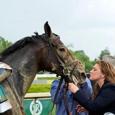 Golden Tempo vence Derby em Belmont; DeVaux faz mais história