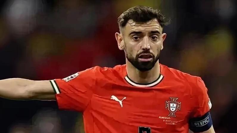 Kátia Aveiro curtiu postagem com críticas a Bruno Fernandes – Reprodução
