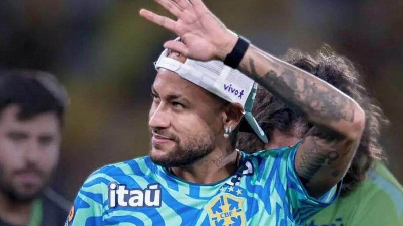 Neymar assume. Não tem condições físicas nem de pensar em jogar futebol por mais quatro anos e disputar a Copa do Mundo de 2030