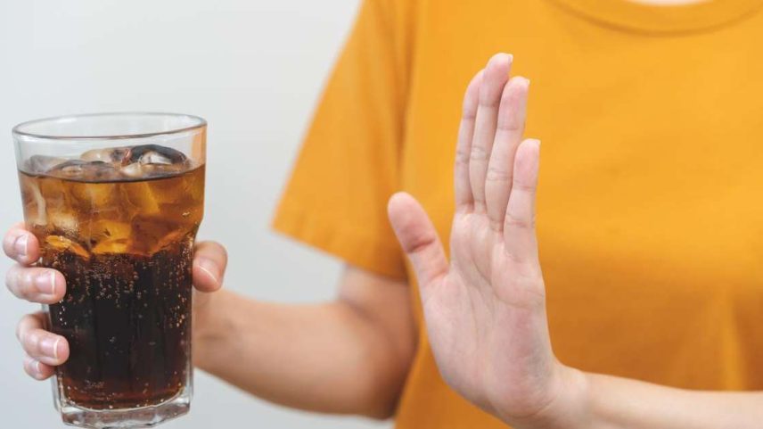 Entenda o que acontece com o corpo após cortar o consumo de refrigerante