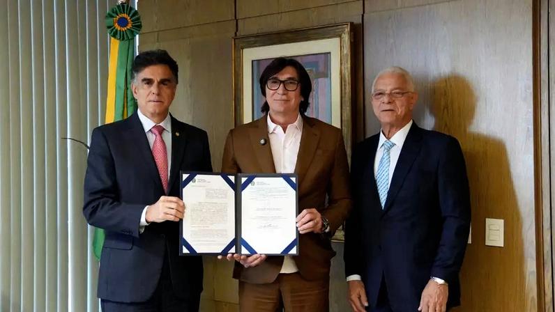 Janguiê Diniz e os ministros Luiz Philippe Vieira de Mello Filho e Alexandre Agra Belmonte
