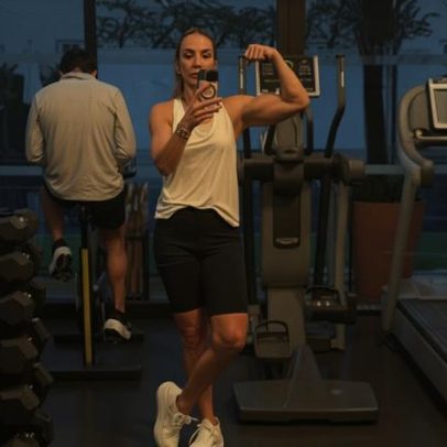 Ivete Sangalo mostra braço definido após rumores de affair