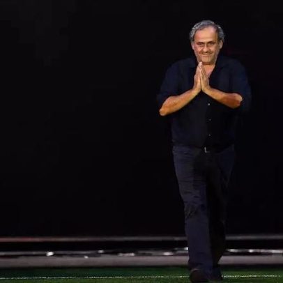 Michel Platini acusa FIFA e seu presidente de conspiração