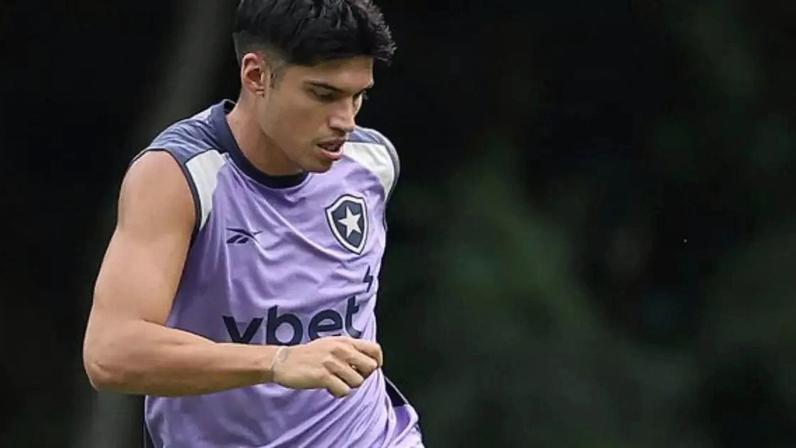 Joaquín Correa não conseguiu se firmar no Botafogo –