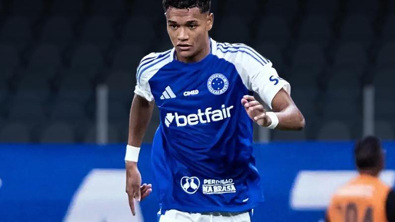 Em 26 jogos, Kenji balançou a rede duas vezes –