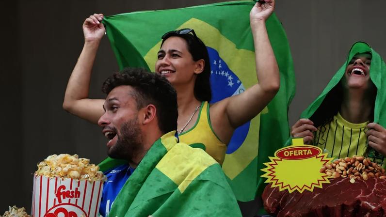 Montagem no fundo de campo de futebol mostra torcedores brasileiros e alimentos como pipoca, carne e cerveja