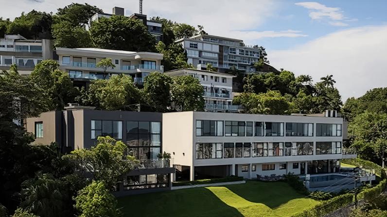 Mansão de Neymar em Santos fica localizada no alto do Morro Santa Terezinha