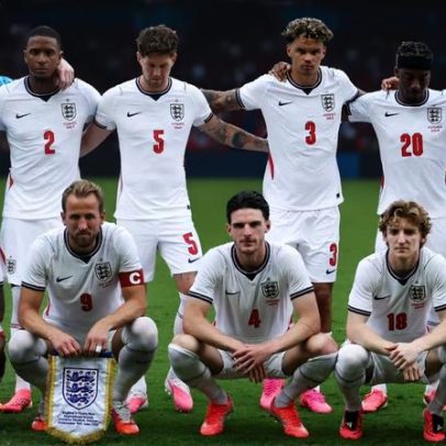 Seleção inglesa sofre furto de bolas e chuteiras antes da estreia na Copa