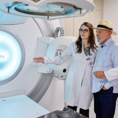 Lula afirma que equipamento de radioterapia usado será disponibilizado no Brasil
