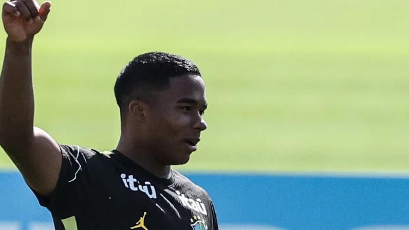 ‘A hora de Endrick’: jornal espanhol pede jovem como titular da seleção após lesão de Raphinha
