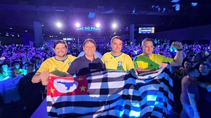 André do Prado lança sua pré-candidatura ao Senado ao lado de Tarcísio, Flávio Bolsonaro e Derrite