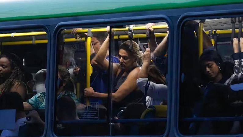 Passageiros precisam se adaptar ao pagamento por meio eletrônico