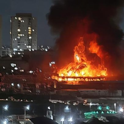 Incêndio de grande porte em galpão de Guarulhos mobiliza 38 bombeiros