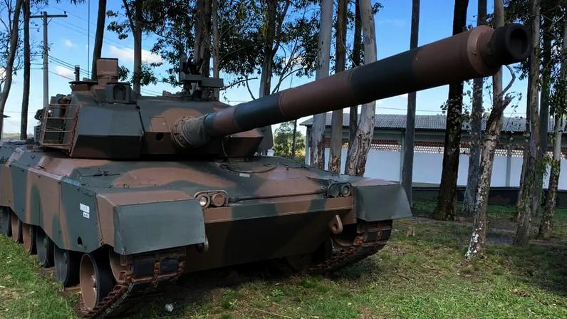 Imagens | Museu Militar Conde de Linhares, Wikimedia