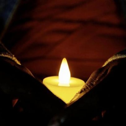 Padre mais antigo do mundo morre aos 110 anos