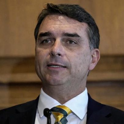 Movimento busca consolidar Flávio como a terceira via