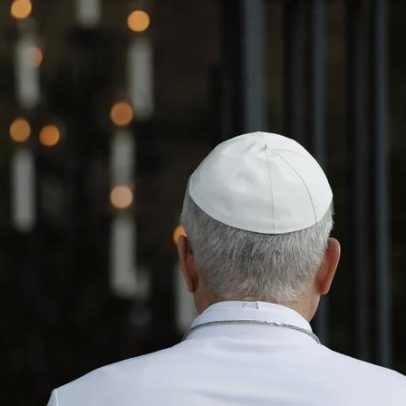 Leão XIV expulsa sacerdote por desafio à autoridade papal