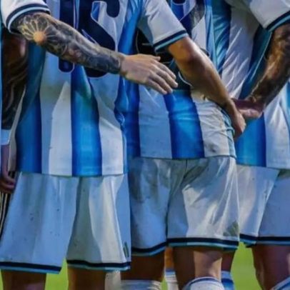 Vazamento de passaportes de jogadores argentinos, incluindo Messi, em amistoso