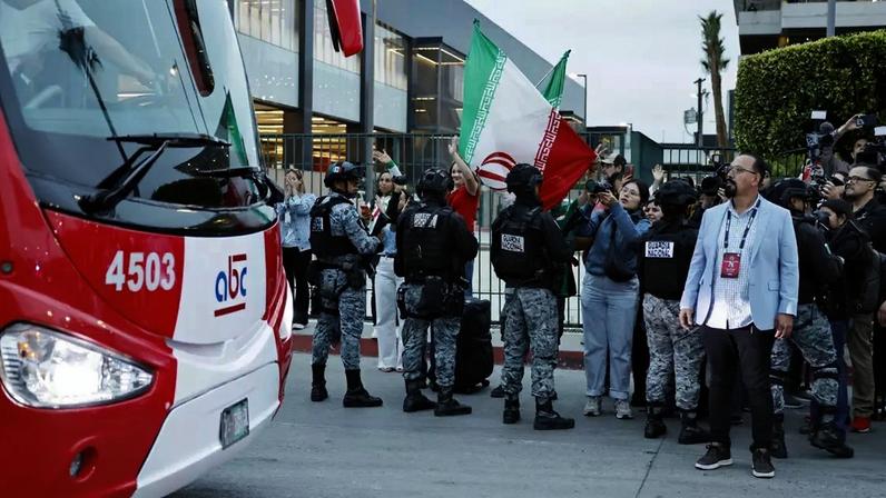 Torcedores do Irã em Tijuana, México, às vésperas do início da Copa do Mundo