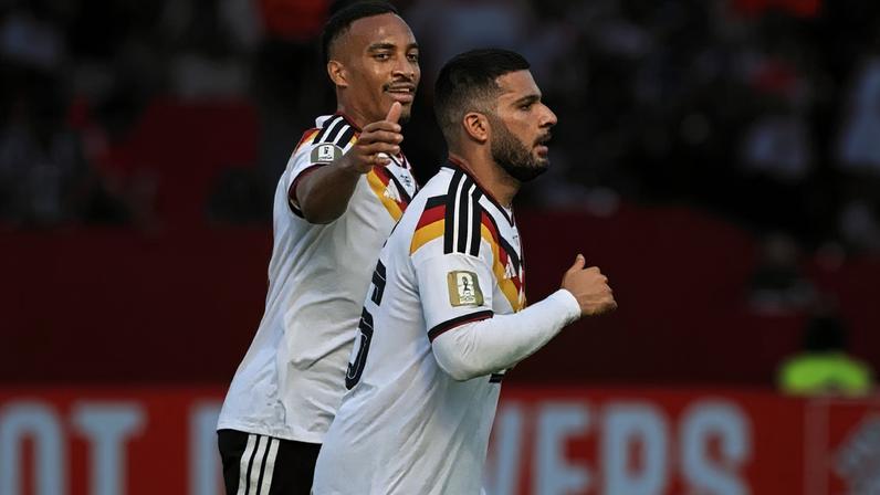 Kessié comemora o gol que marcou para a Costa do Marfim. Mas, no fim, deu Alemanha.