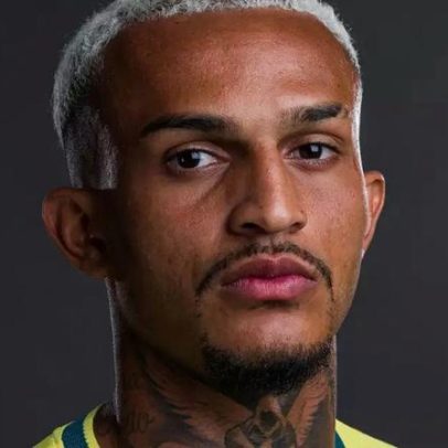 Wesley é cortado da Seleção após deixar o campo chorando contra o Egito