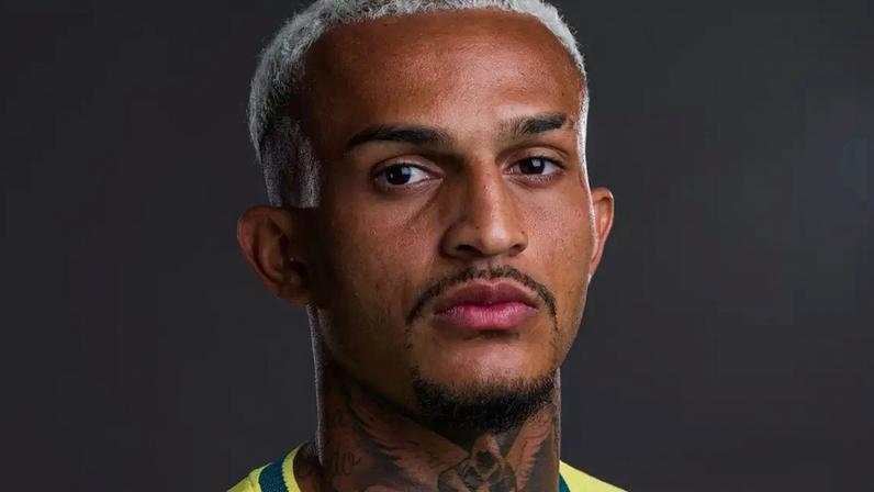 Wesley fora da Copa do Mundo 2026: após deixar campo chorando contra o Egito, lateral é cortado da Seleção e tem substituto definido.