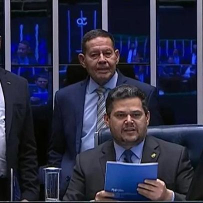 Sebastião Melo entrega estudo dos impactos da escala 6×1 ao presidente do Senado