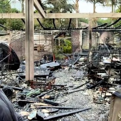 São Carlos: loja incendiada recebe apoio para reconstrução