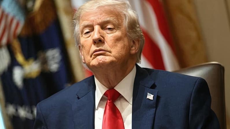 Donald Trump speaks during a cabinet meeting in the White House in Washington DC on 27 May.
