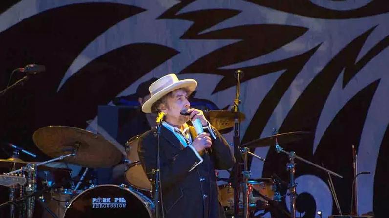 Bob Dylan completa 85 anos: da raiz folk ao Nobel