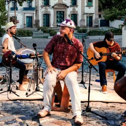 Playlist indicada por Matheus Cunha celebra vitória do Brasil